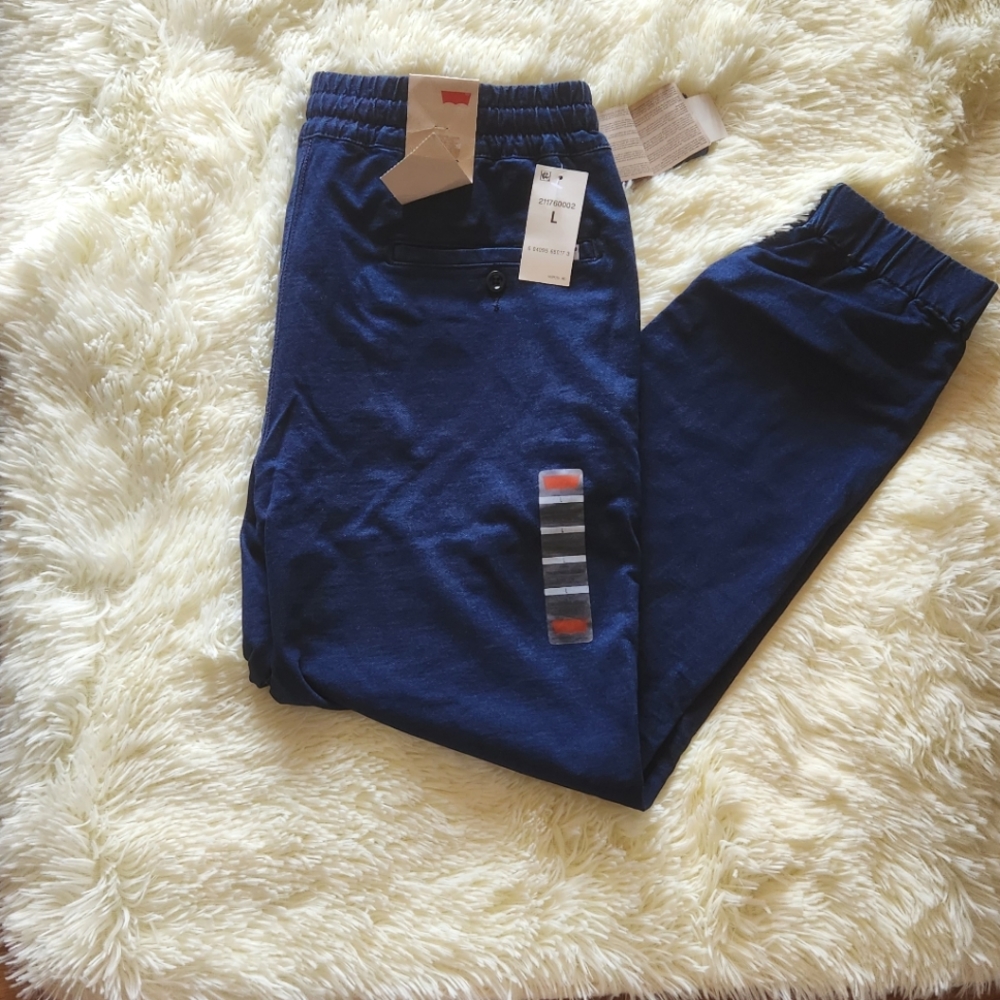 Levi's Joggers